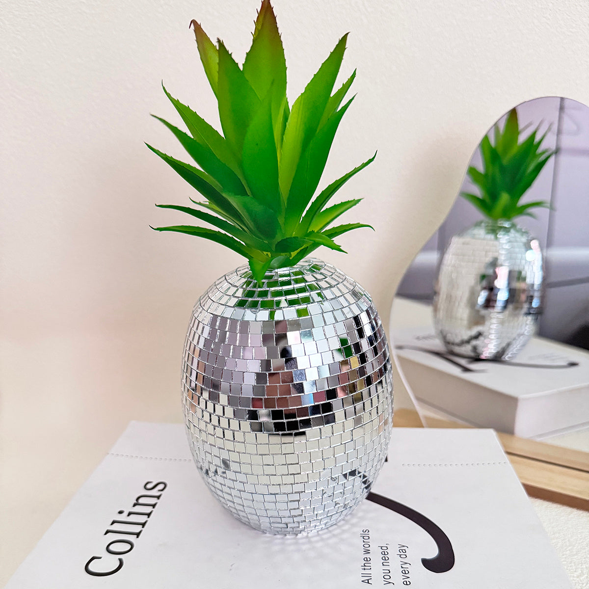 FngJiuyer Disco Pineapple Mirror Table Ornaments