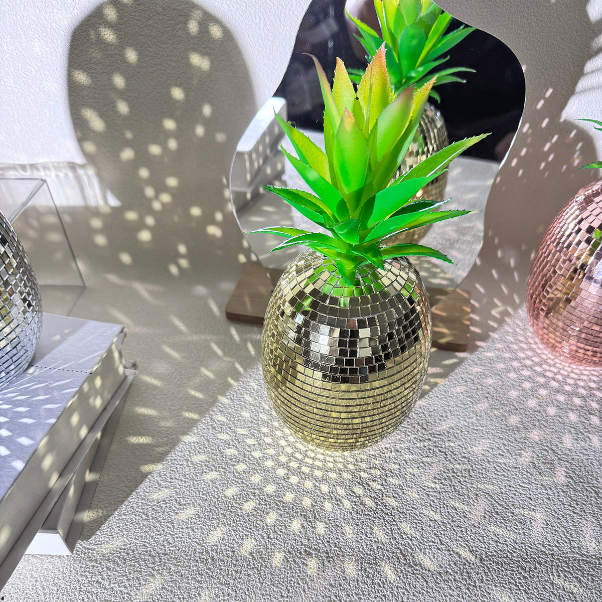 FngJiuyer Disco Pineapple Mirror Table Ornaments