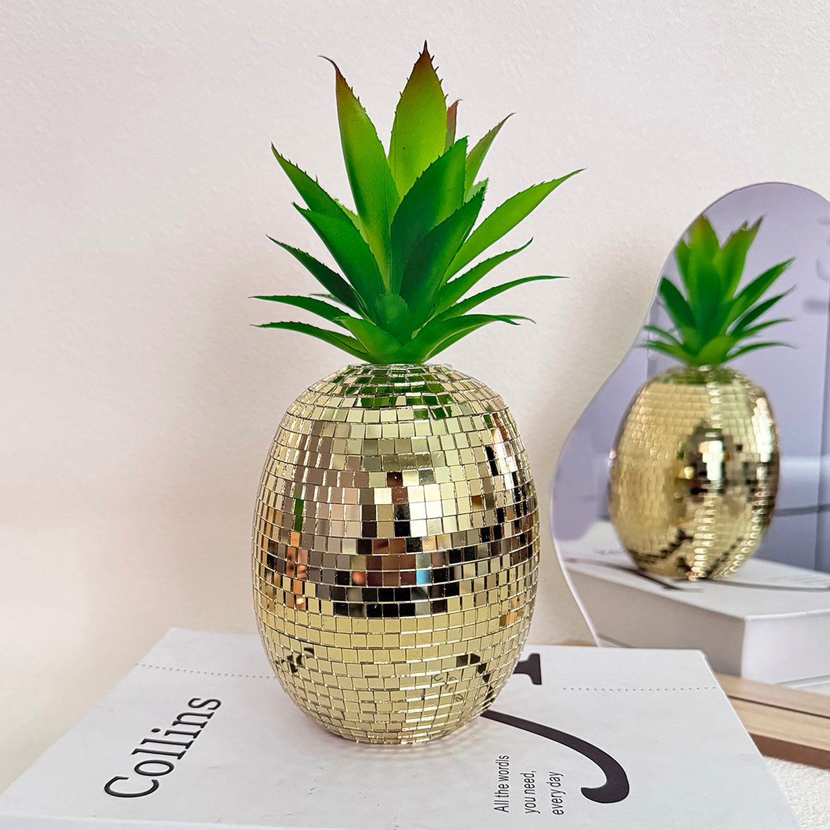 FngJiuyer Disco Pineapple Mirror Table Ornaments