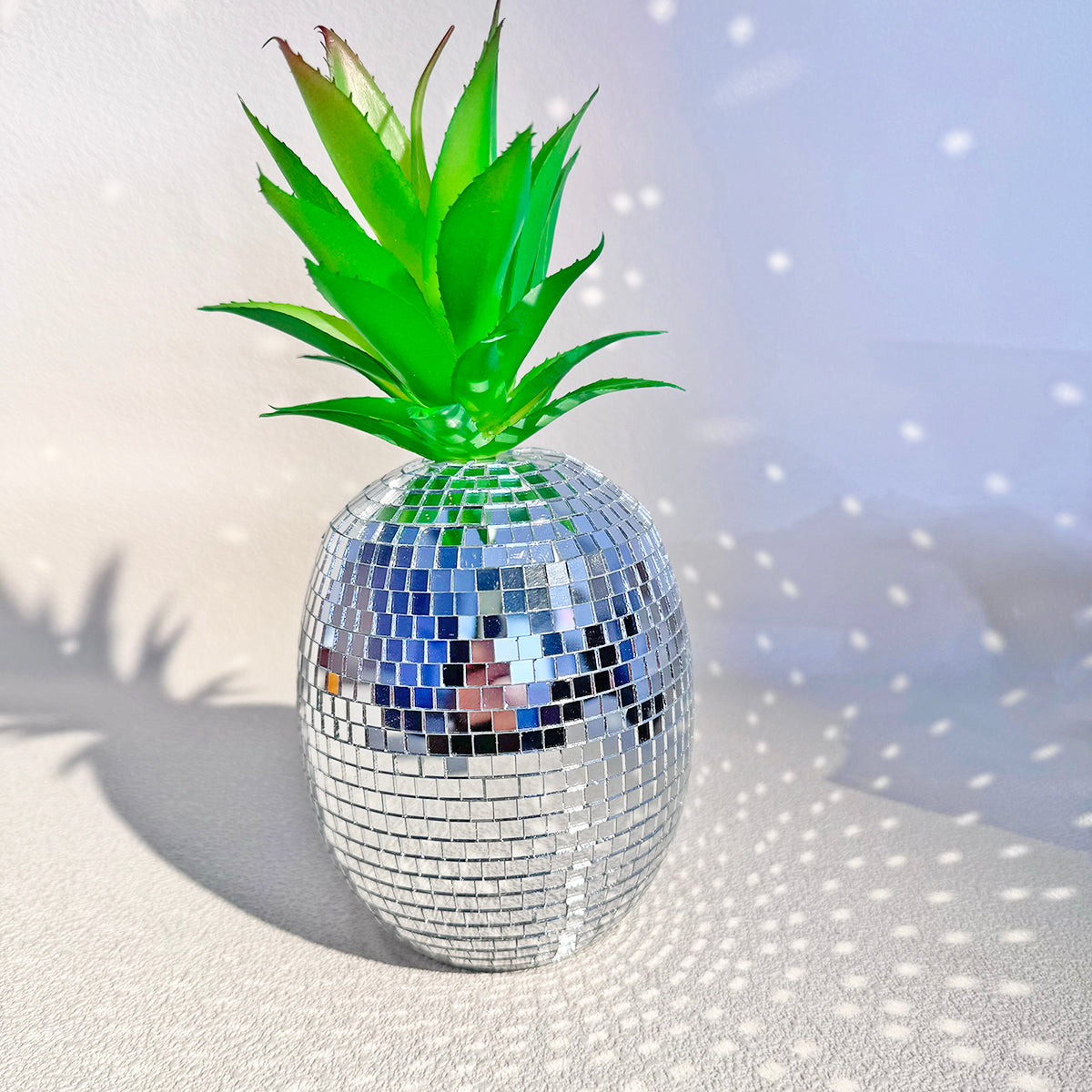 FngJiuyer Disco Pineapple Mirror Table Ornaments