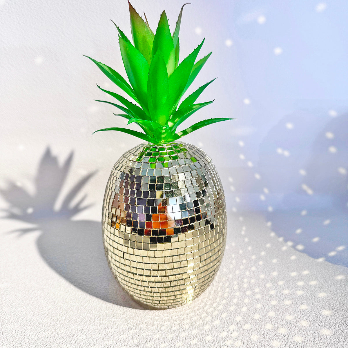 FngJiuyer Disco Pineapple Mirror Table Ornaments