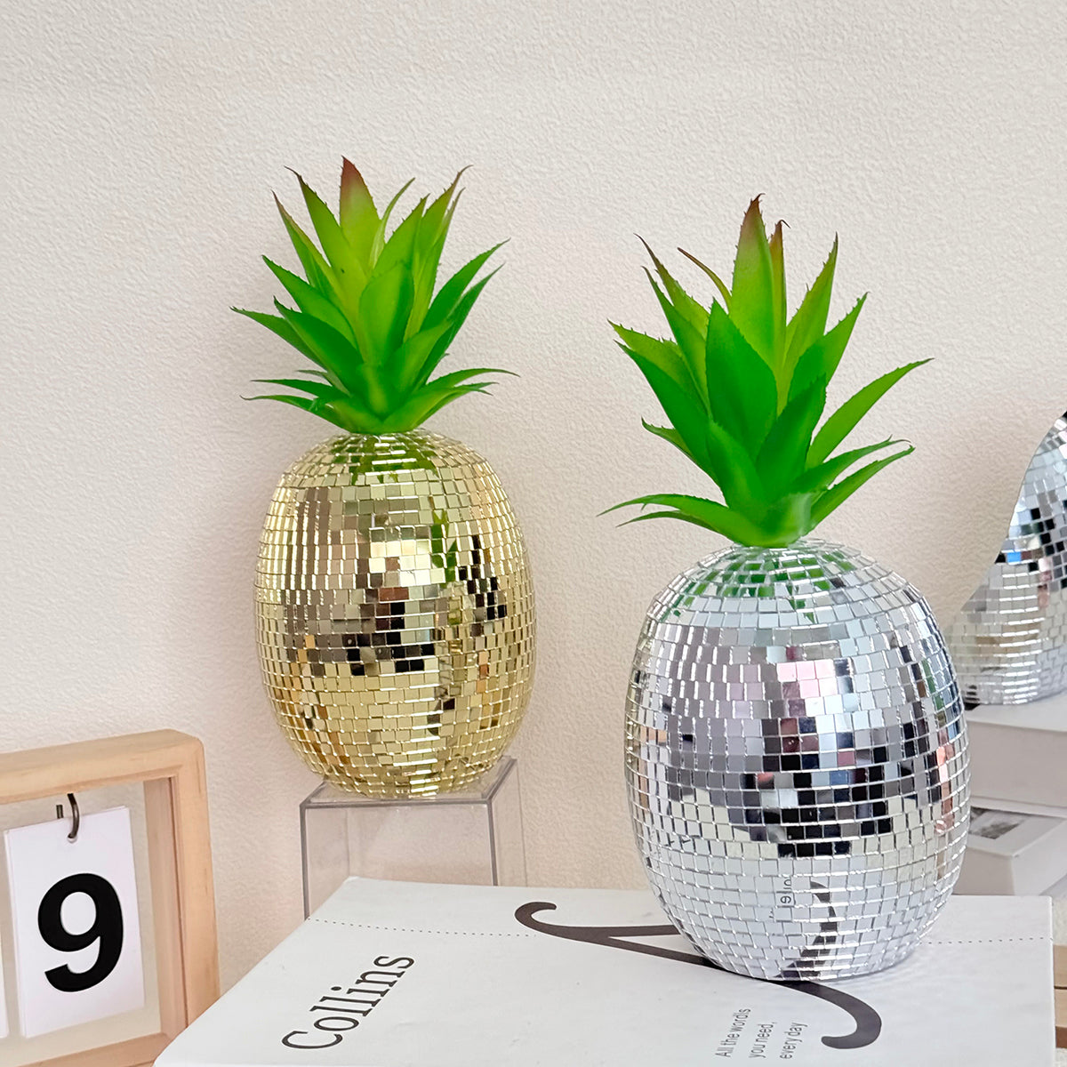 FngJiuyer Disco Pineapple Mirror Table Ornaments